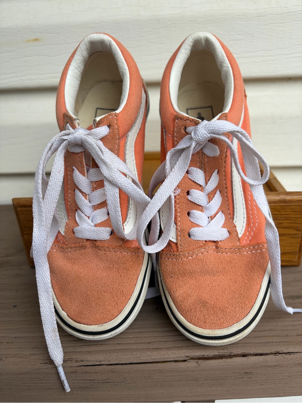 Vans Old Skool Kids 12.5 Coral Orange Suede Canvas Sneakers